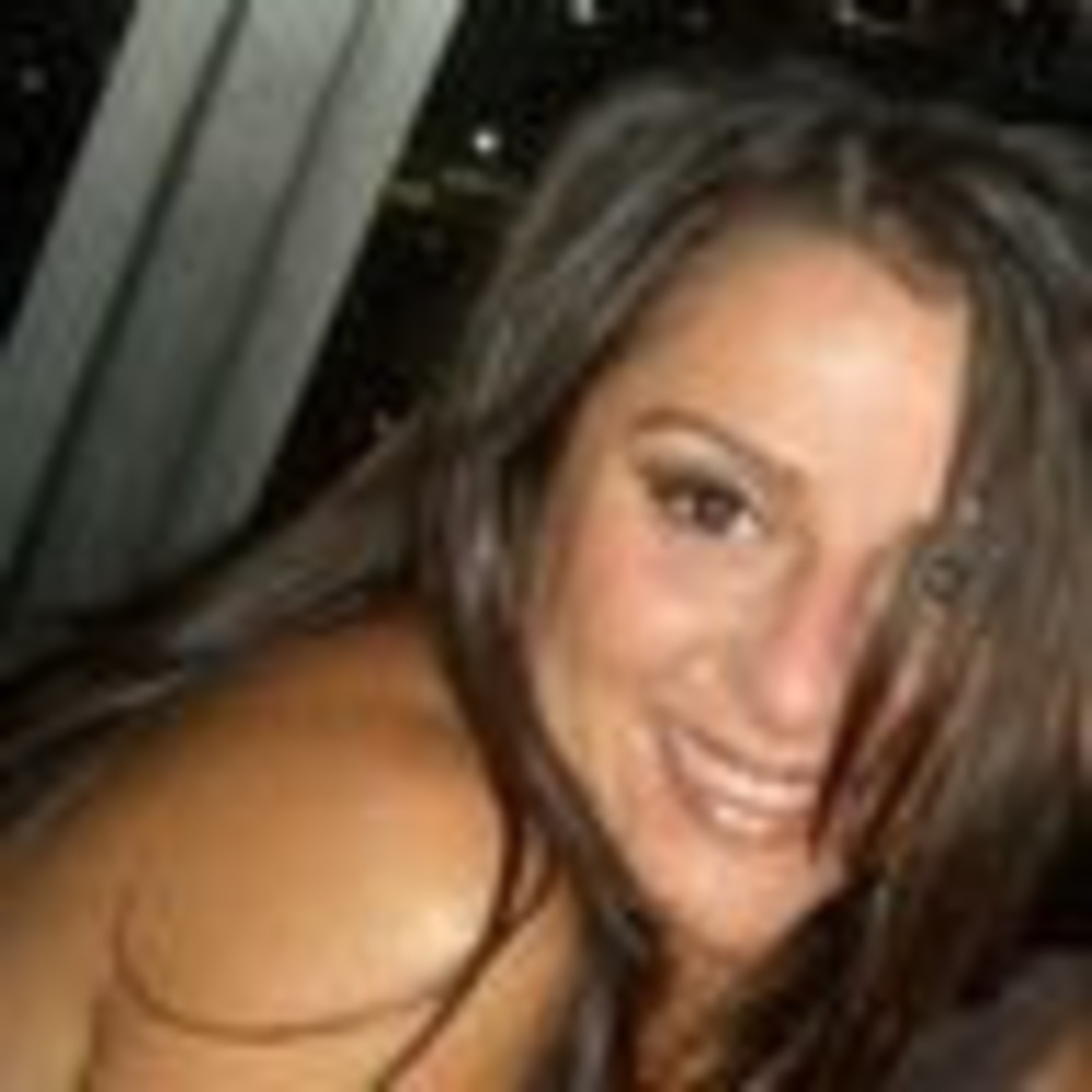 Meet your Posher, Roya